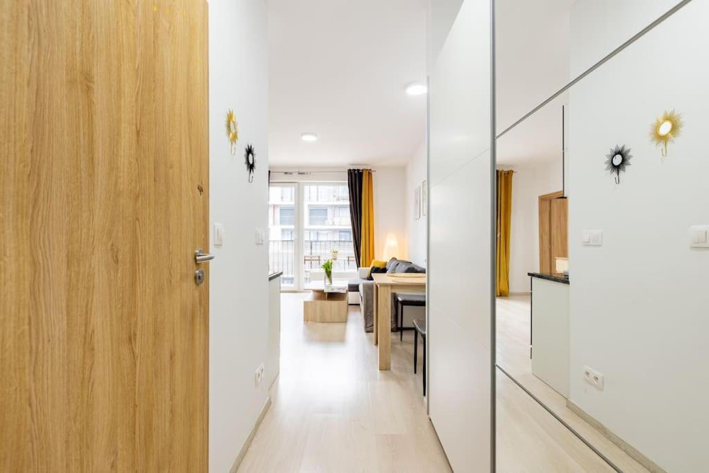 Cityscape Oasis: Active Studio Heaven Bratislava Exterior photo